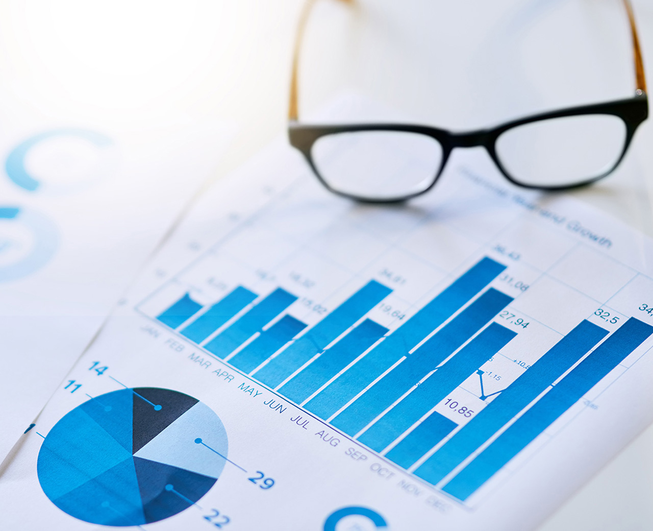 graphs and glasses